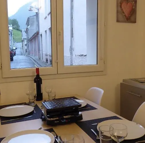 Centre Village 19 Couchages Cauterets