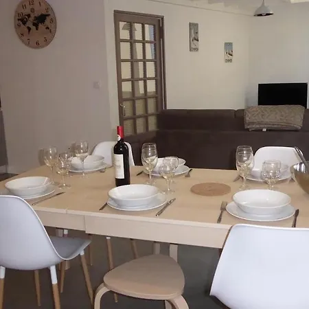 Appartement Centre Village 19 Couchages